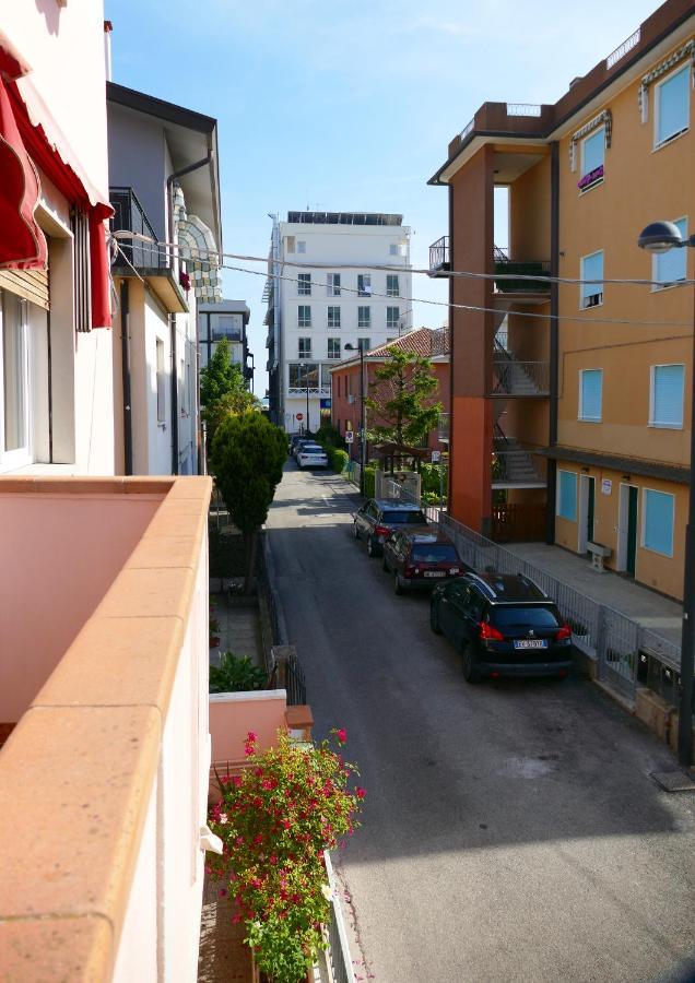 Casa Adele Caorle Apartment Exterior photo